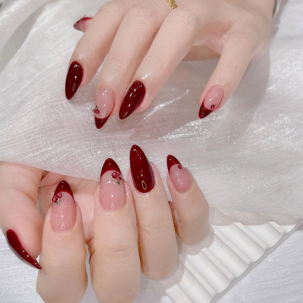 Crimson (3D)
